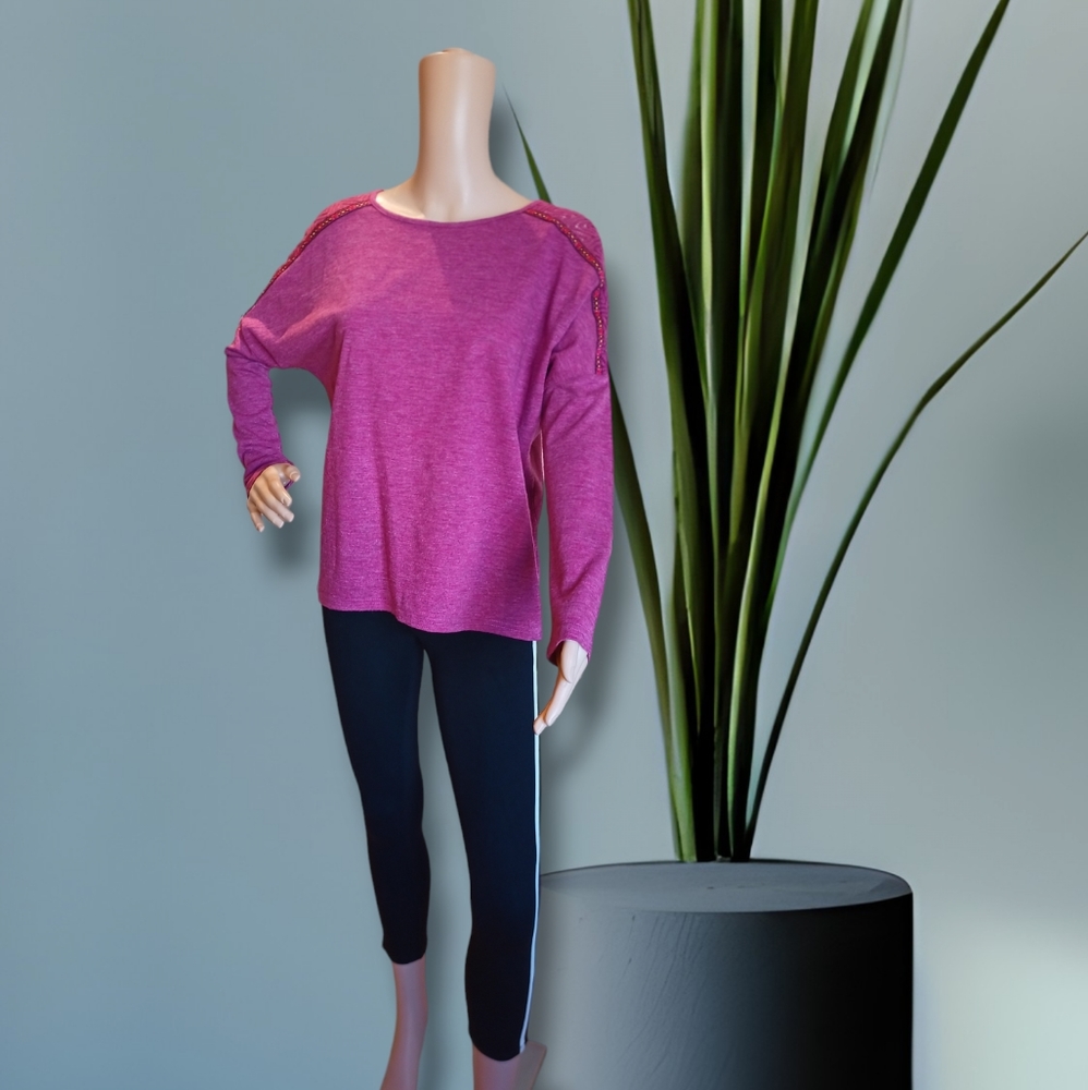 Ya Los Angeles Women's Pink Relaxed Batwing Sleeve Crochet Top - Picture 4 of 16